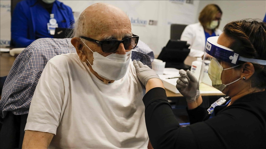 EEUU aprobó la aplicación de dosis de refuerzo de vacunas combinadas contra la COVID-19