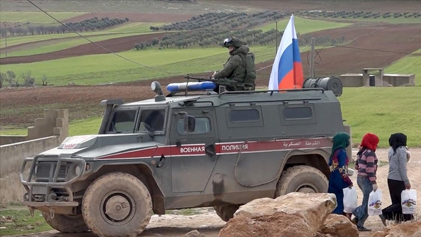 İsrailli Bakan Rusyanın İsrailin Suriyedeki hava saldırılarını engellememeyi kabul ettiğini söyledi