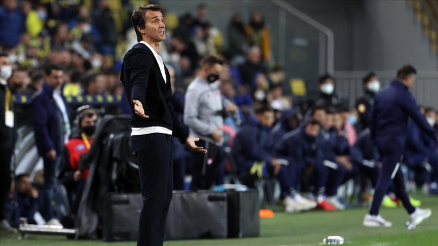 Aytemiz Alanyaspor Teknik Direktörü Korkmaz: Fenerbahçeyi burada yenmek zordu, biz bunu başardık