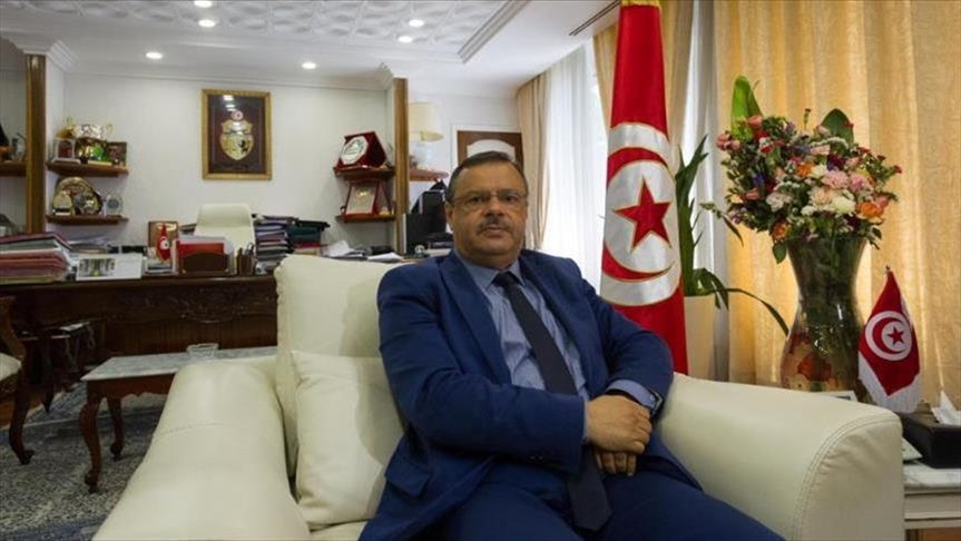 Tunisie: accusés de corruption, un ancien ministre et sept autres responsables placés en garde à vue