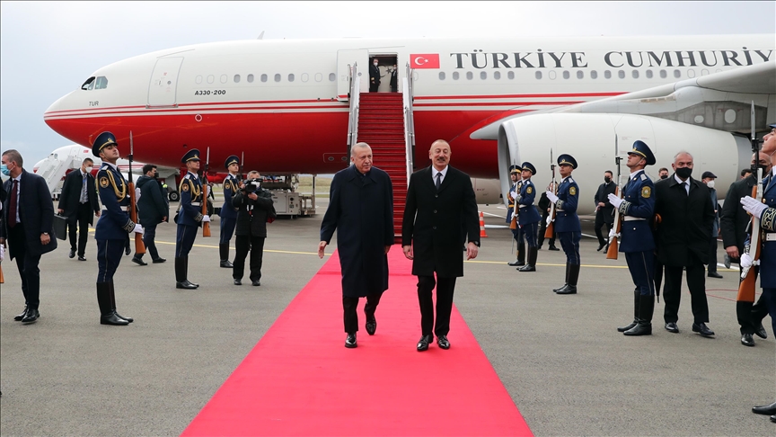 Erdoğan dhe Aliyev, inaugurojnë aeroportin e ri në Fuzuli