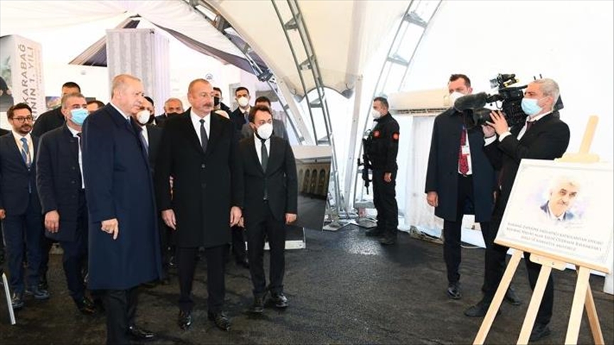 أذربيجان.. أردوغان وعلييف يزوران معرض صور لوكالة الأناضول