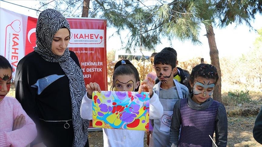 Turkish women doctors help underprivileged children discover artist within them