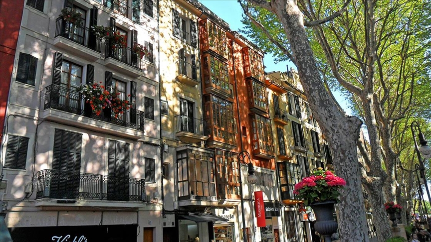 İspanyada evini yüksek bedelle kiraya veren ev sahibine 9 bin avro ceza