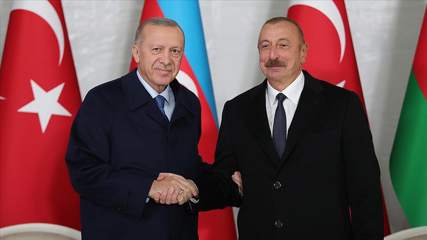 İlham Aliyev, 29 Ekim Cumhuriyet Bayramı dolayısıyla Cumhurbaşkanı Erdoğanı kutladı