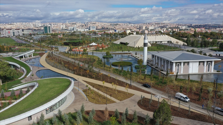 Cumhurbaşkanı Erdoğandan Başkent Millet Bahçesi paylaşımı