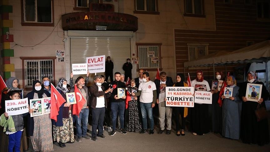 Turquie: Une autre famille se joint au sit-in des Mères de Diyarbakir