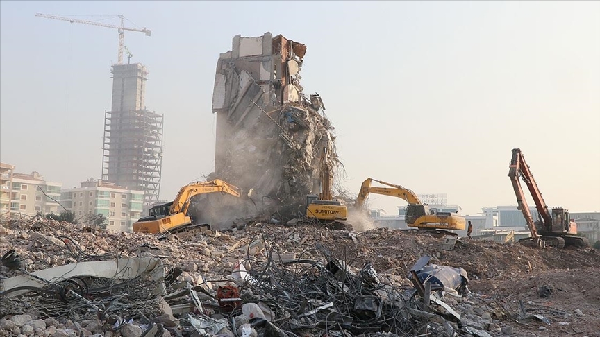 İzmir Depremi'nin üstünden 1 yıl geçti, yitirilen 117 canın acısı dinmedi