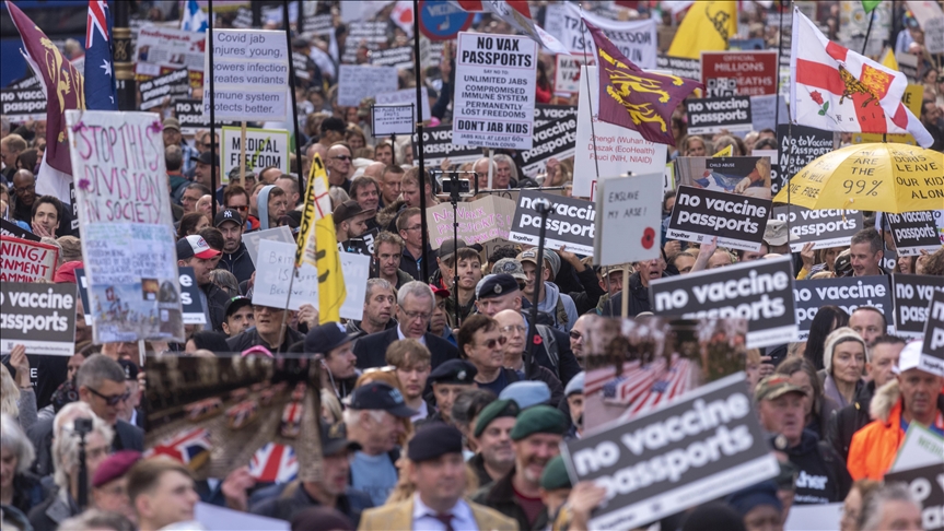 Velika Britanija: U Londonu protesti protiv COVID-19 pasoša i vakcinacije