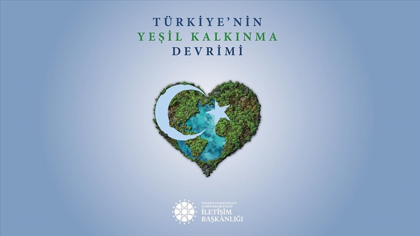 Cumhurbaşkanı Erdoğan, G20 Zirvesi'nde ABD Başkanı Biden'a 'Türkiye'nin Yeşil Kalkınma Devrimi' kitabını hediye etti