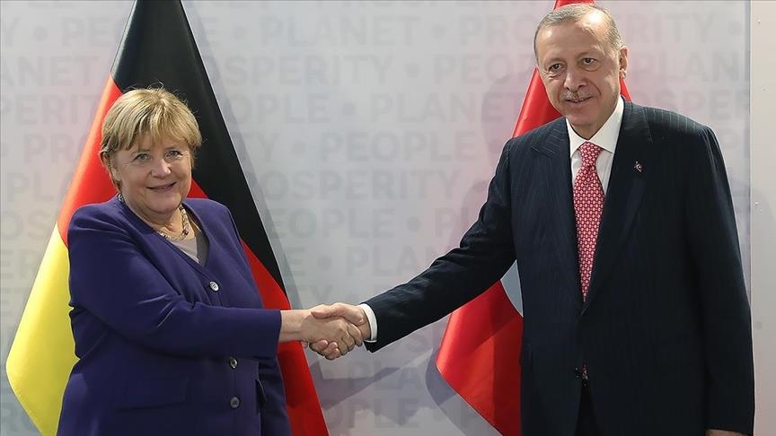 Le président Erdogan s'entretient avec la chancelière Merkel à Rome