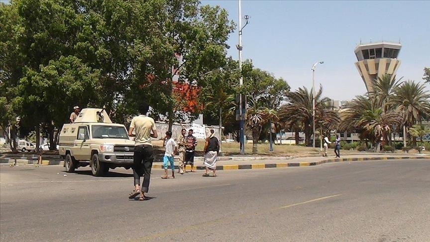 ارتفاع حصيلة تفجير مطار عدن إلى 12 قتيلا 