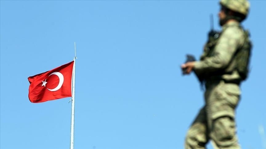 استسلام إرهابي من "بي كا كا" للأمن التركي