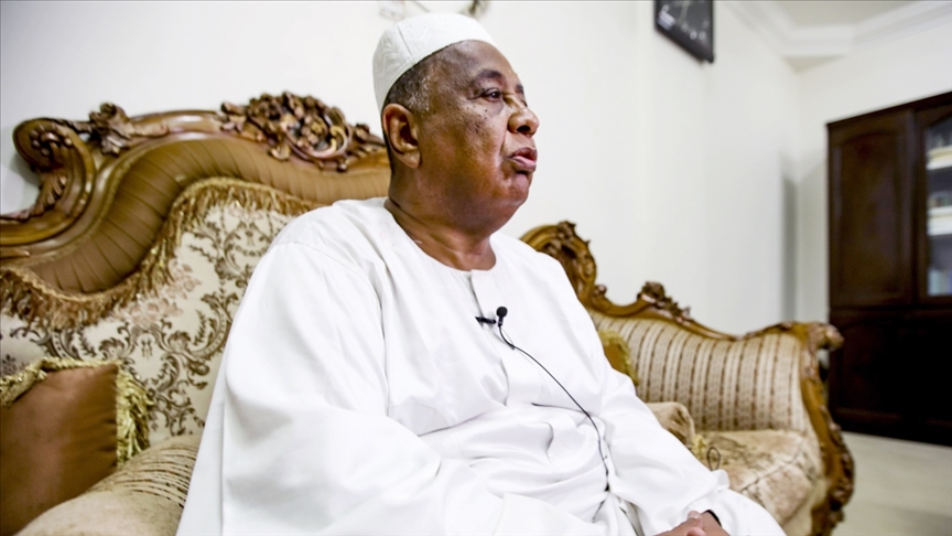 Dün tahliye edilen eski Sudan Dışişleri Bakanı Gandur yeniden tutuklandı
