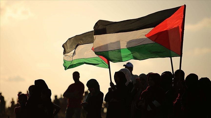 فلسطينيون يطالبون بريطانيا بالاعتذار على وعد بلفور