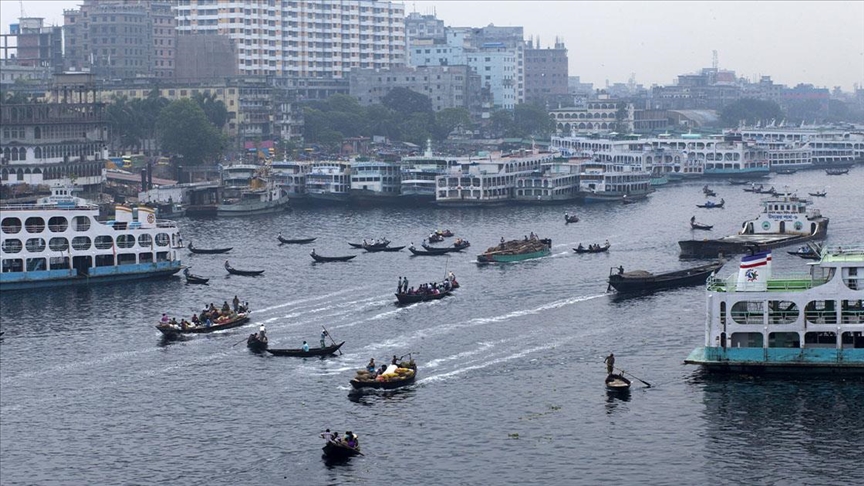 التلوث الصناعي يجعل عاصمة بنغلاديش "غير صالحة للعيش" (تقرير)