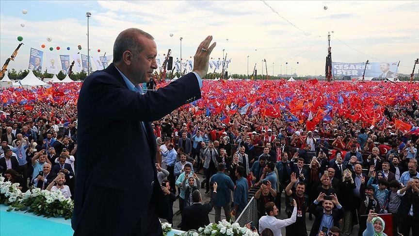 "العدالة والتنمية" التركي يحيي الذكرى الـ 19 لوصوله إلى السلطة