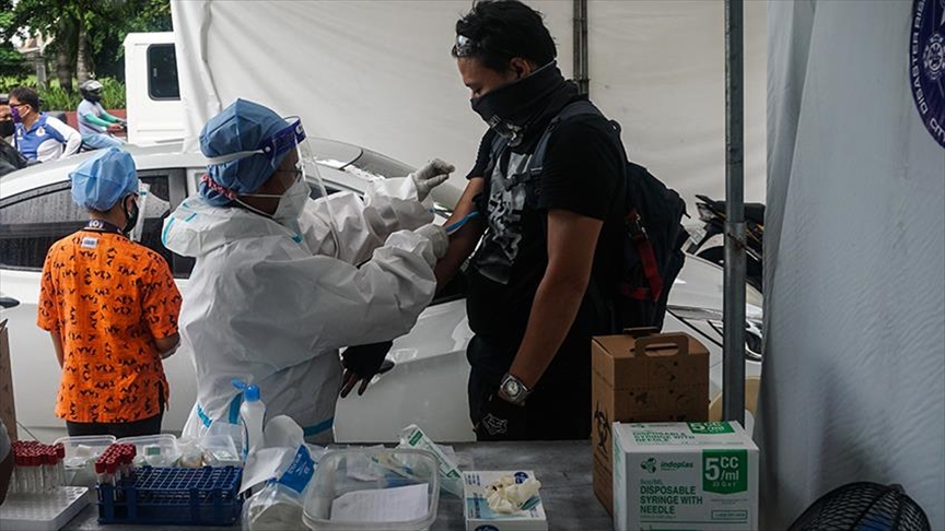 Filipinas buscará sancionar a los funcionarios que no cumplan con los objetivos de vacunación contra la COVID-19
