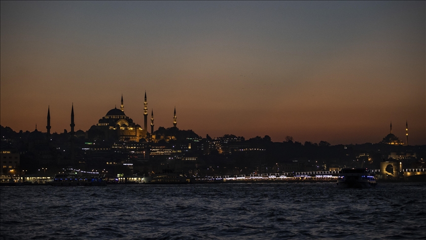 Turska: Magični zalazak sunca u Istanbulu, gradu na dva kontinenta