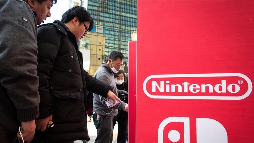 Nintendo Cuts Console Sales Profit Decline Amid Chip Crisis