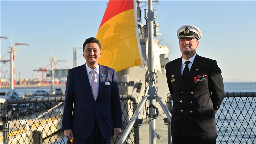 German warship docks in Japan for 1st time in 20 years