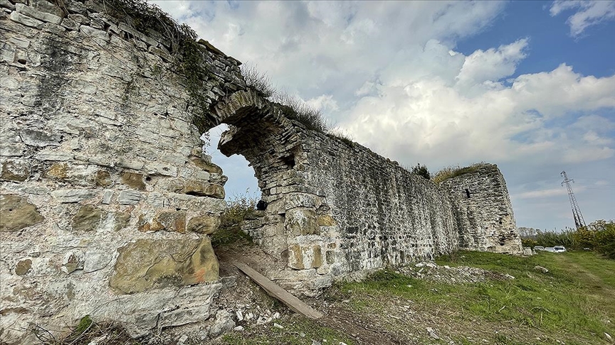 Bizans döneminin izlerini taşıyan Harmantepe Kalesi restore edilecek