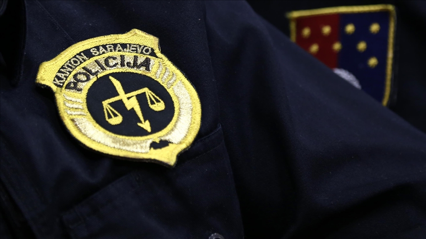 KS: U poplavljenim područjima tokom noći angažiran veći broj policijskih službenika