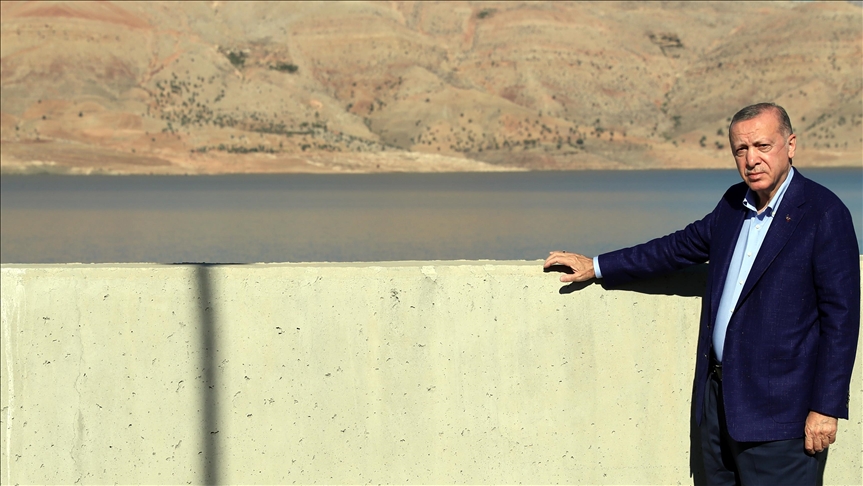 Erdogan: U budućnosti će se borba voditi za vodne resurse i proizvodnju hrane