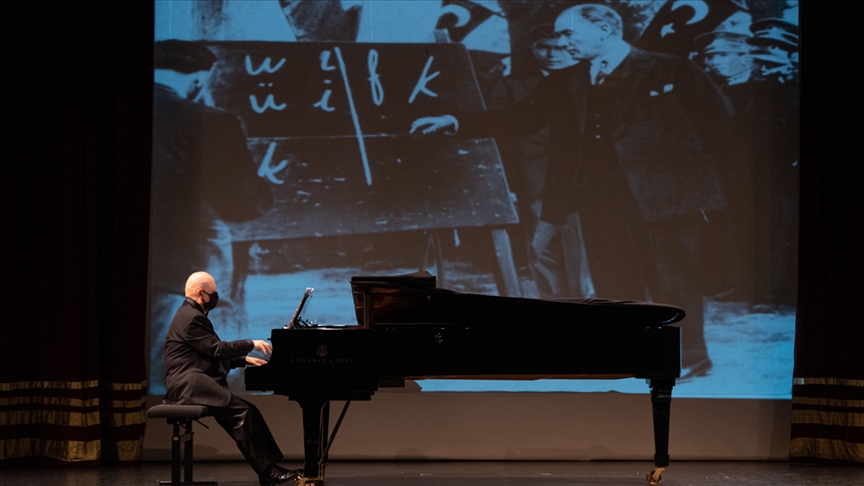 Atatürk, 10 Kasımda İDOBun hazırladığı özel konserle AKMde anılacak