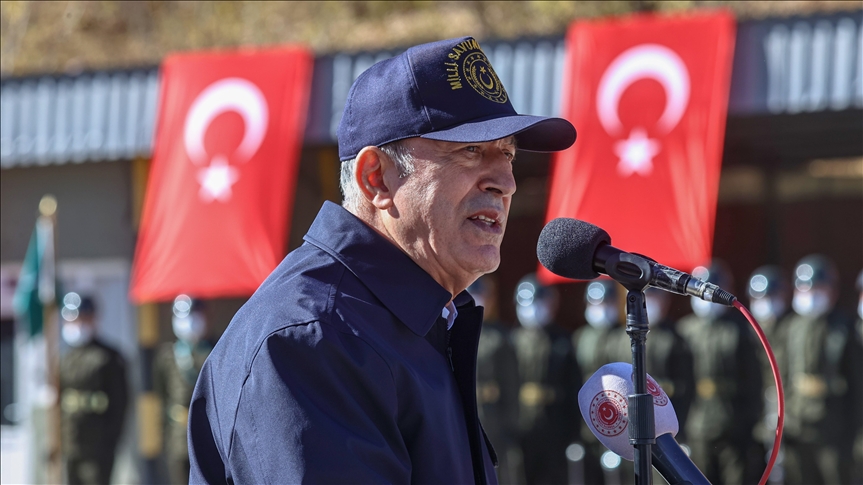 Глава Минобороны Турции проинспектировал части на границе с Ираном