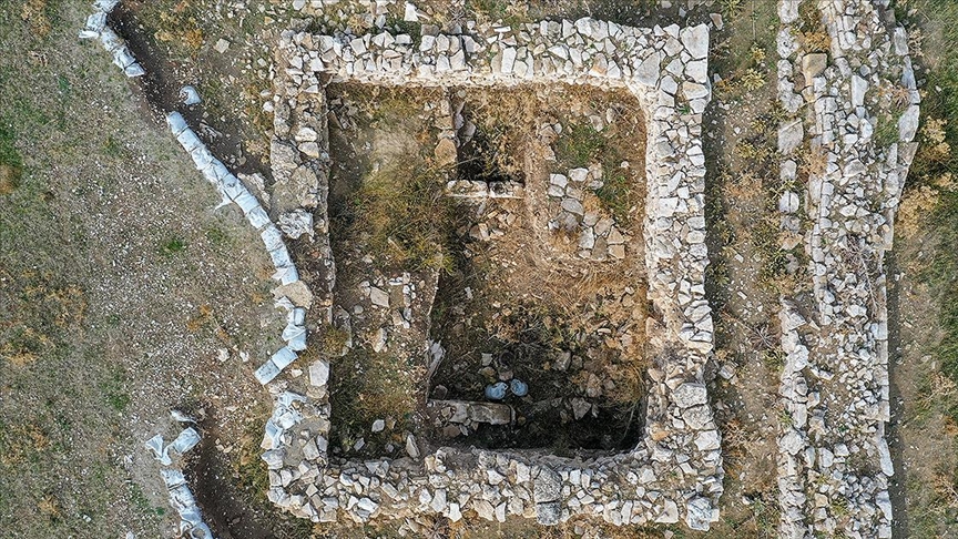 İzmirdeki Panaztepe kazılarında Erken Tunç Çağına ait yapılar ortaya çıkarıldı