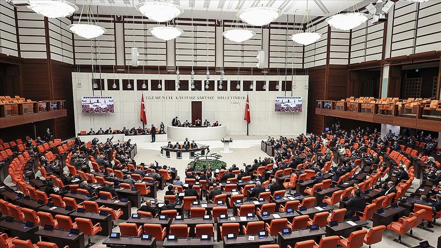 Meclis bu hafta Azerbaycan tezkeresi ile 5'inci Yargı Paketi'ni içeren kanun teklifi için mesai yapacak