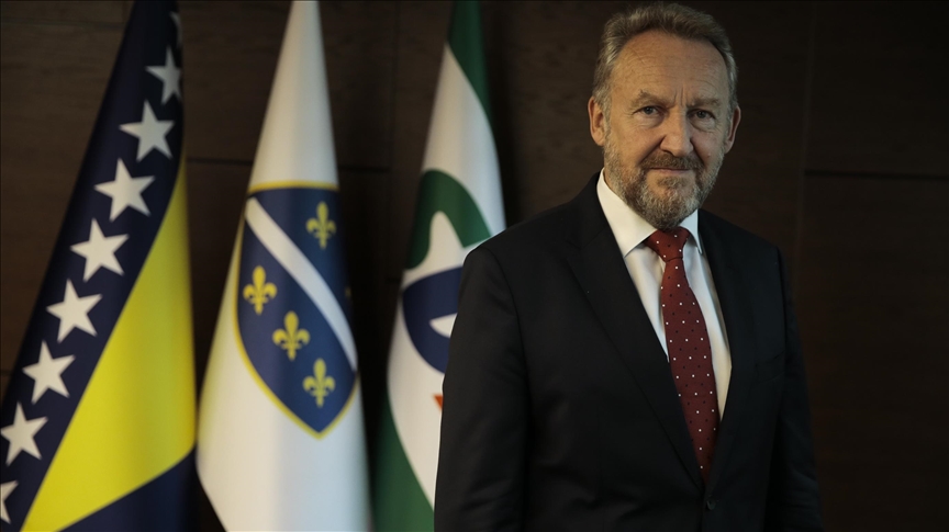 Izetbegović povodom smrti Čengića: Svoj život posvetio je borbi za istinu, pravdu i slobodu