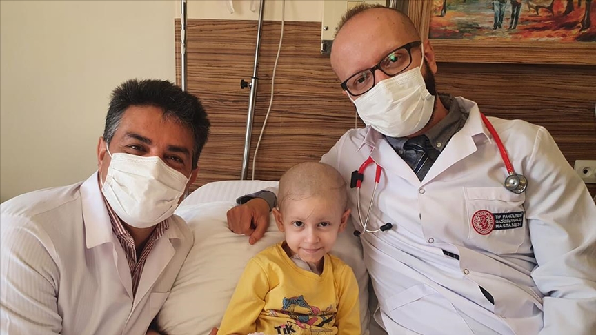 Böbrek kanseri 6 yaşındaki Saraybosnalı Ivana, Türkiyede sağlığına kavuştu