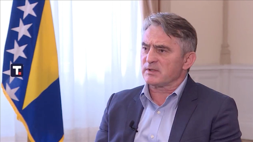 Komšić prekinuo intervju za Tanjug nakon što je novinar negirao genocid u Srebrenici