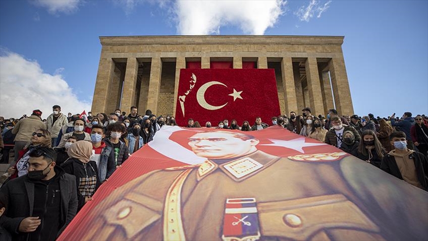¿Quién fue y qué hizo Mustafá Kemal Ataturk?