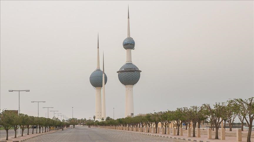 Kuwait halts visas to Lebanese amid Gulf crisis