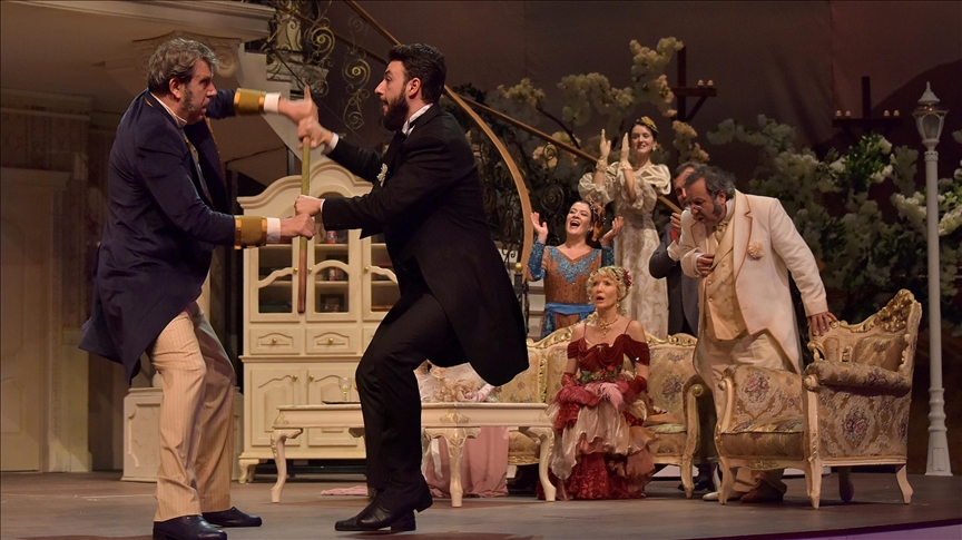 Любителей театра в Анкаре познакомят с пьесой Чехова «Вишневый сад»