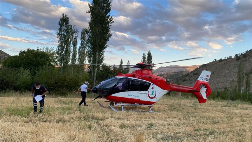 Uçak ve helikopter ambulanslar 3 bin 629 hasta ve yaralıyı taşıdı