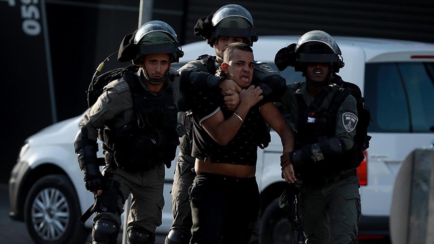 İsrail askerleri Batı Şeriadaki Arafatı anma yürüyüşlerine müdahale etti: 14 yaralı