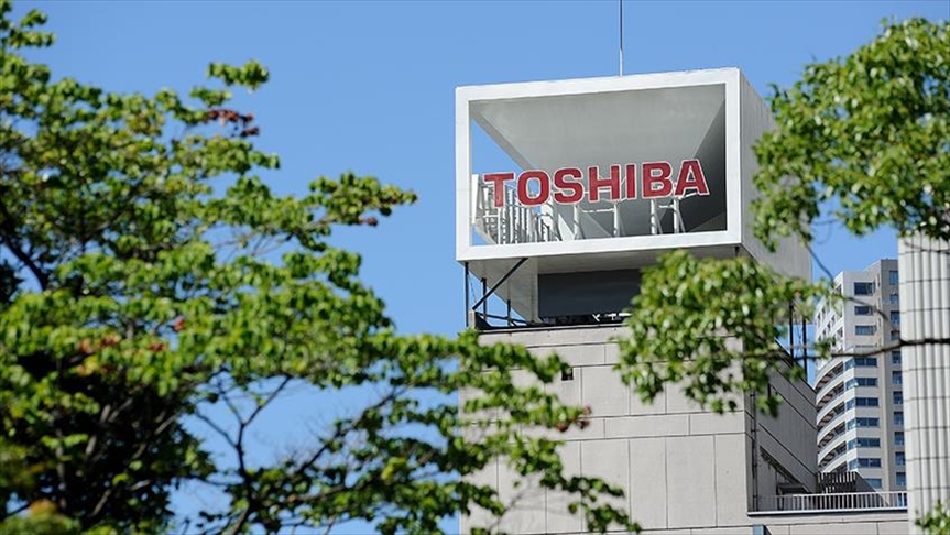 La compañía japonesa Toshiba anuncia que se dividirá en tres empresas independientes