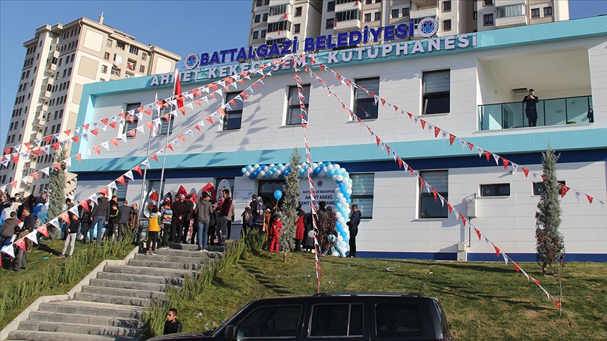 Malatya'da Ahmet Kekeç Kütüphanesi'nin açılışı yapıldı