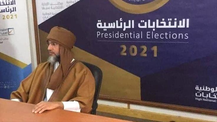 Djali i Gaddafi-t, Saif al-Islam, dorëzon kandidaturën për zgjedhjet presidenciale në Libi