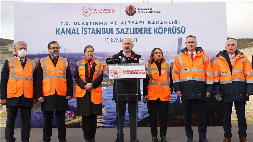 Bakan Karaismailoğlu, Kanal İstanbul Sazlıdere Köprüsünde incelemelerde bulundu