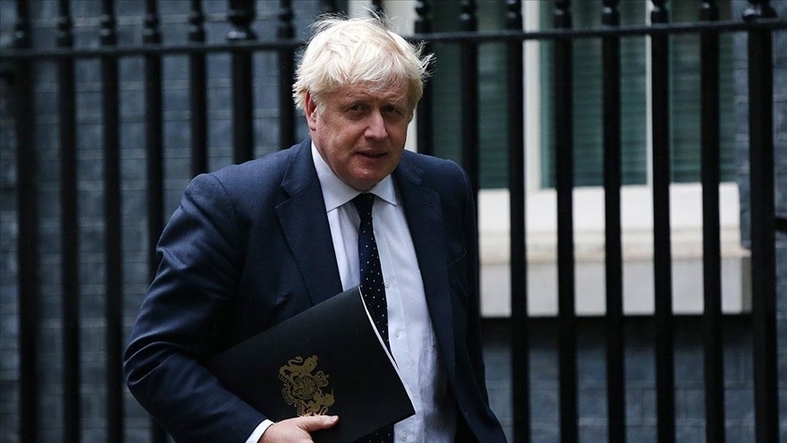 İngiltere Başbakanı, AByle soruna neden olan Kuzey İrlanda Protokolünü askıya alabileceklerini belirtti