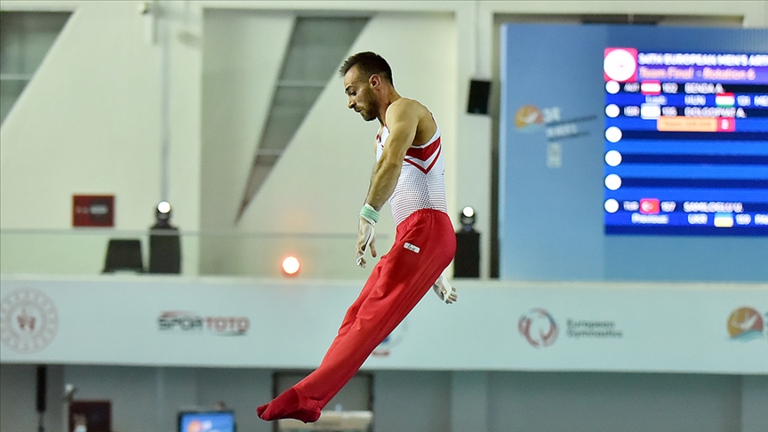 Milli cimnastikçi Ümit Şamiloğlu aktif spor hayatını noktaladı