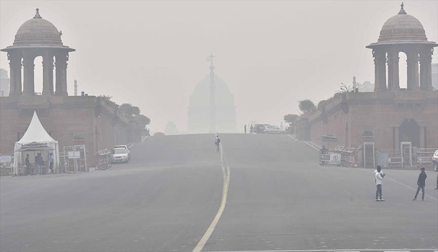 India extiende medidas para enfrentar emergencia por contaminación del aire en Nueva Delhi