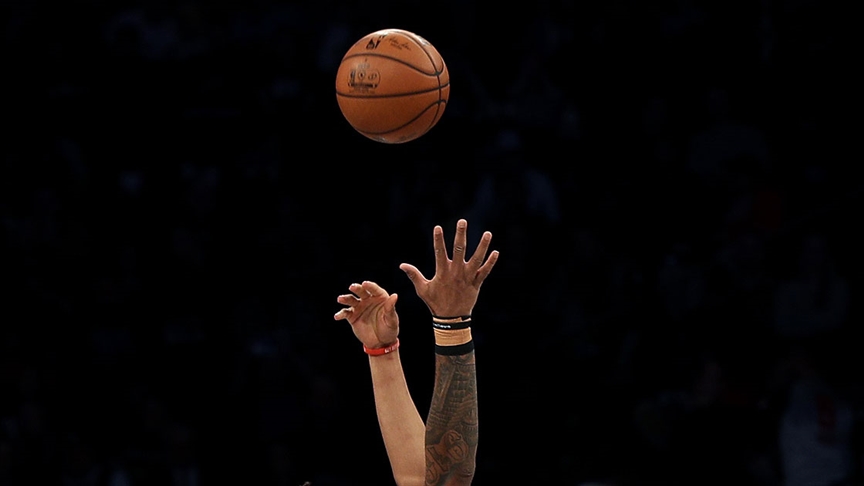 NBA lideri Warriors, Netsi mağlup etti