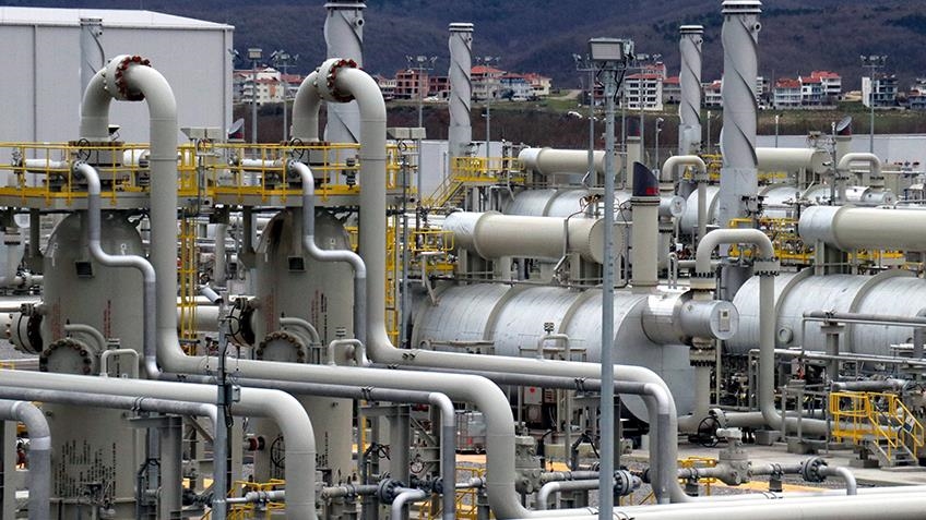 Precio del gas natural en los contratos futuros del mercado europeo supera los EUR 100 el megavatio hora 