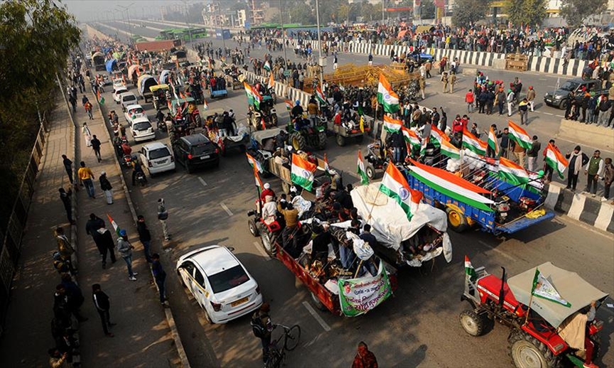 India derogará tres controvertidas leyes agrícolas que causaron meses de protestas campesinas